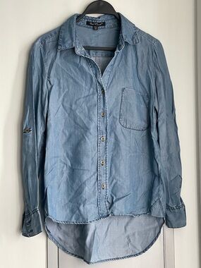 VELVET HEART Light Blue 100% Tencel Button Down Shirt
